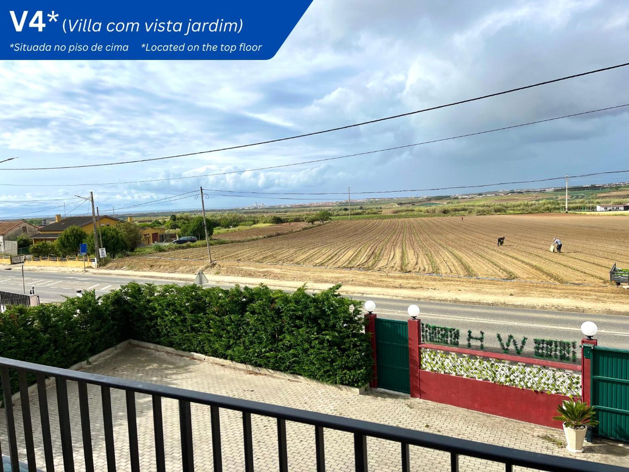 W.H.House Apartment Atouguia Da Baleia Luaran gambar