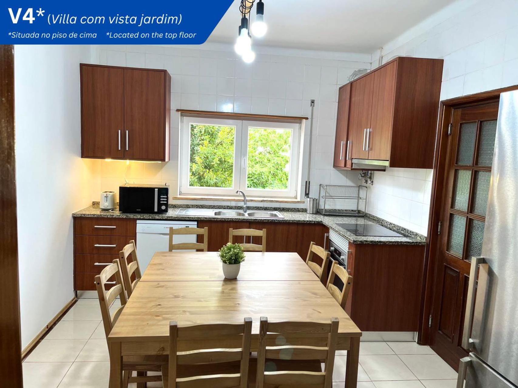 W.H.House Apartment Atouguia Da Baleia Luaran gambar