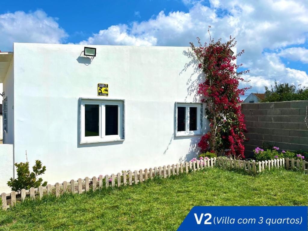 W.H.House Apartment Atouguia Da Baleia Luaran gambar